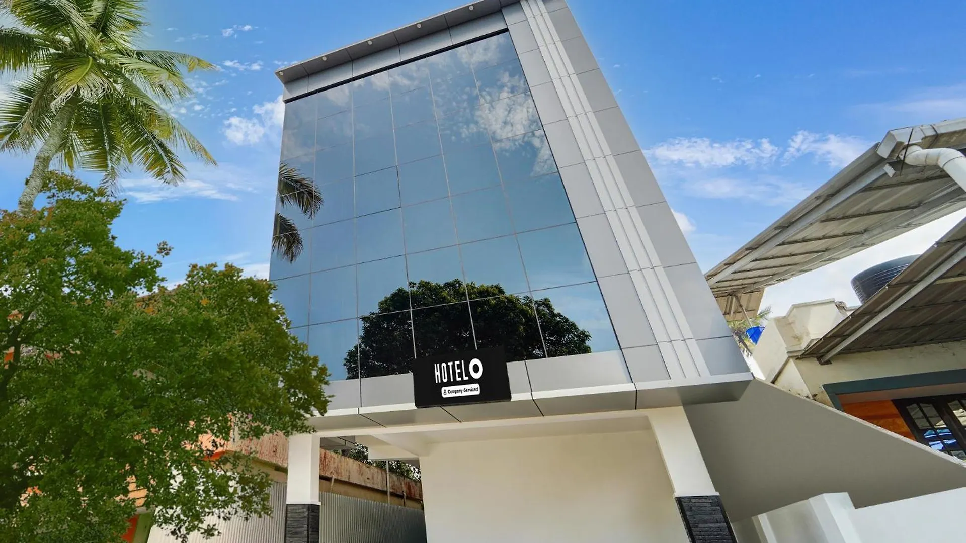 Super Hotel O Hmt Colony Kochi Formerly Pullans Arcade 3*,  India