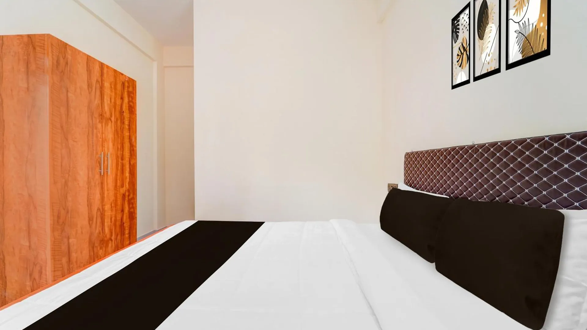 Super Hotel O Hmt Colony Kochi Formerly Pullans Arcade 3*,