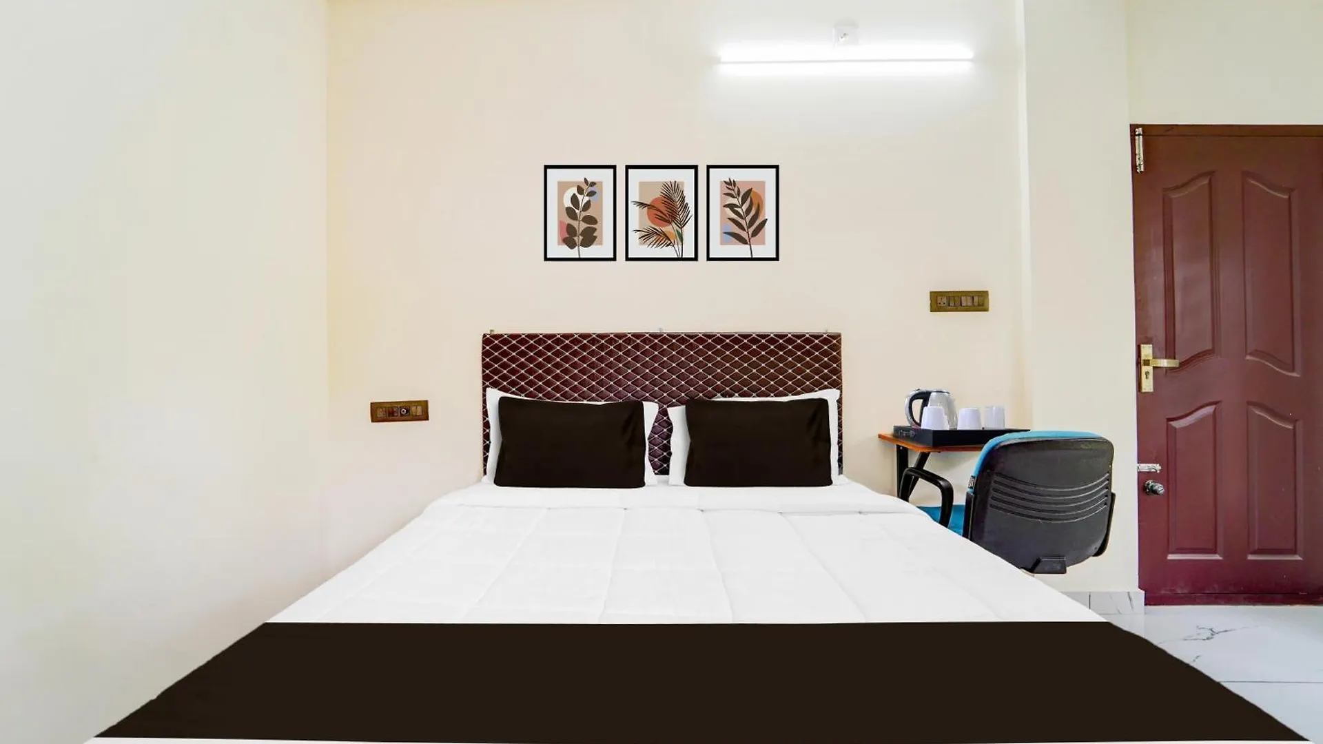 Super Hotel O Hmt Colony Kochi Formerly Pullans Arcade
