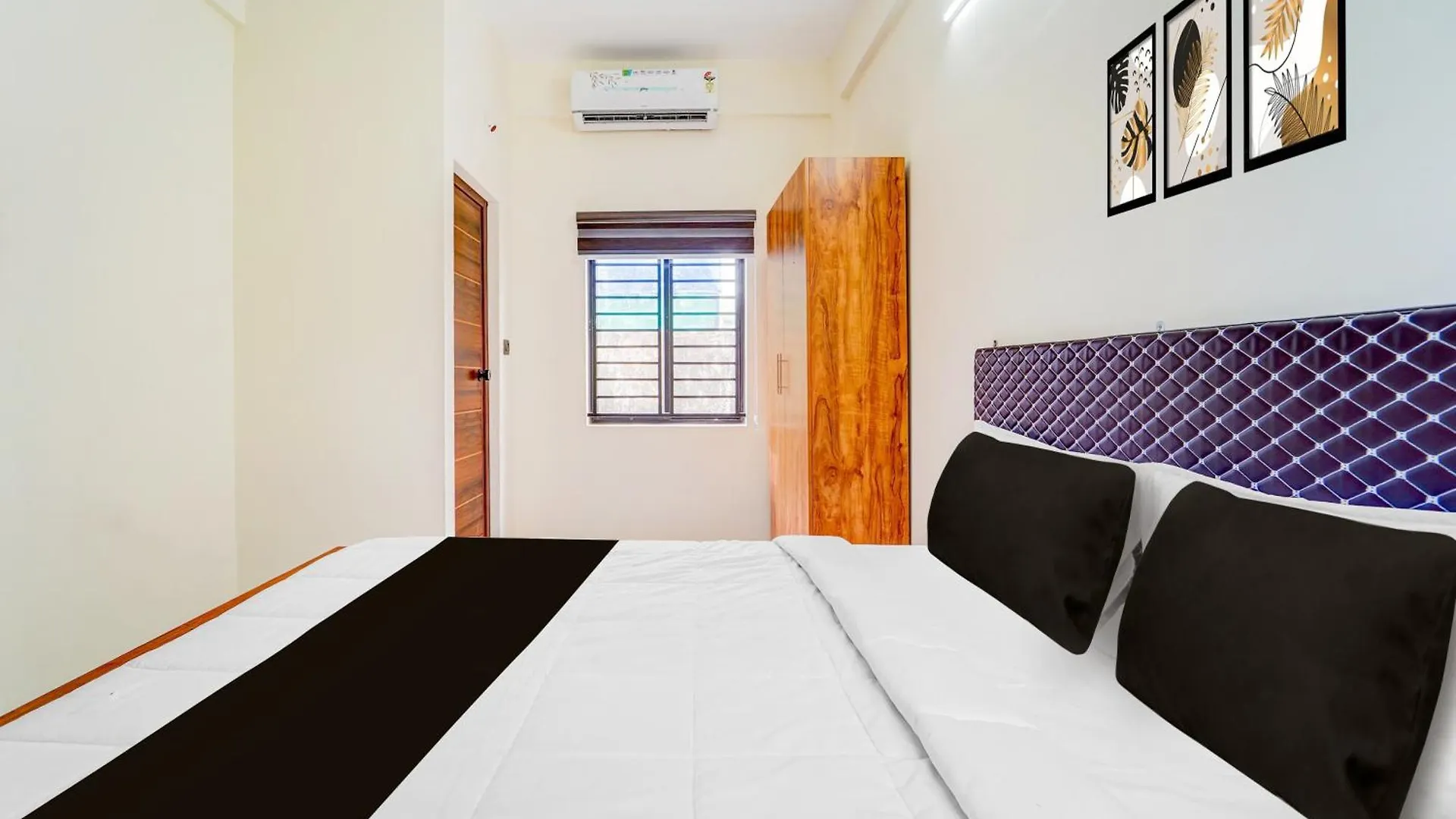 Super Hotel O Hmt Colony Kochi Formerly Pullans Arcade