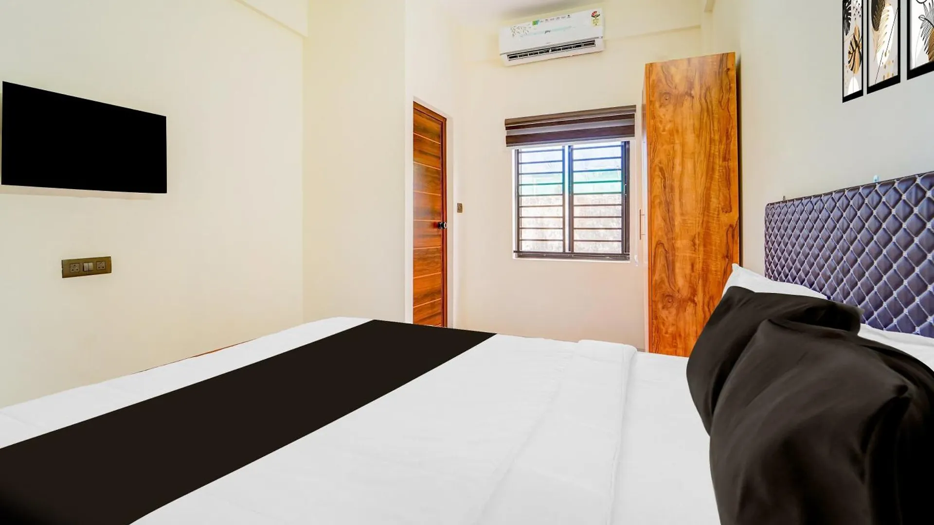 Super Hotel O Hmt Colony Kochi Formerly Pullans Arcade