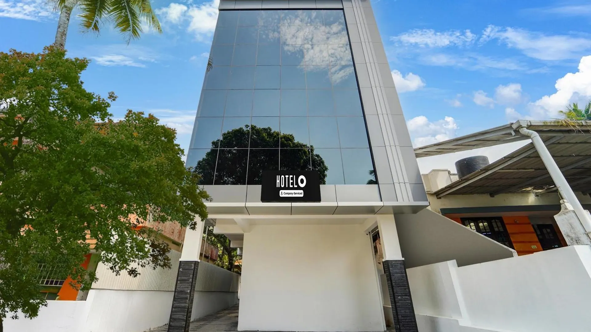 Super Hotel O Hmt Colony Kochi Formerly Pullans Arcade