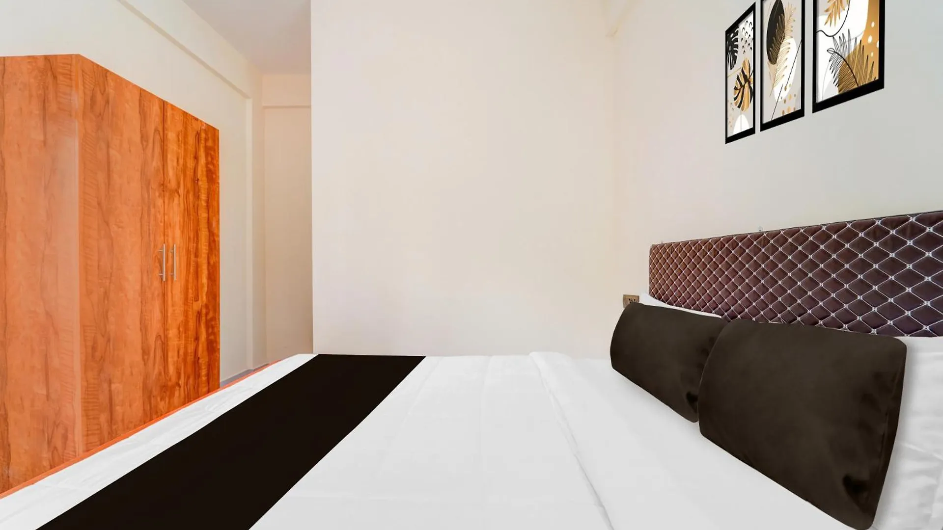 Super Hotel O Hmt Colony Kochi Formerly Pullans Arcade